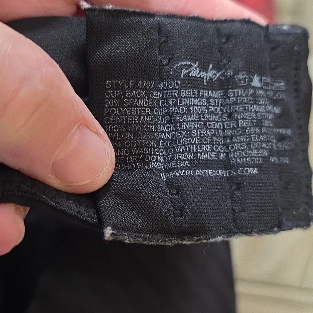 Playtex‎ Womens Bra Black Satiny Stripes Lightly Padded Adjustable Sz 42DD GUC